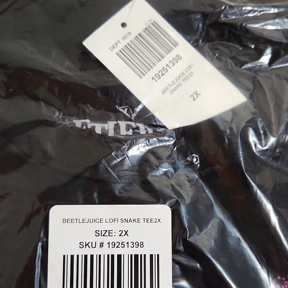 ❤️NWT VINTAGE HOT TOPIC BEETLEJUICE TEE GIANT SANDWORM - SIZE 2X - HALLOWEEN - Picture 5 of 11